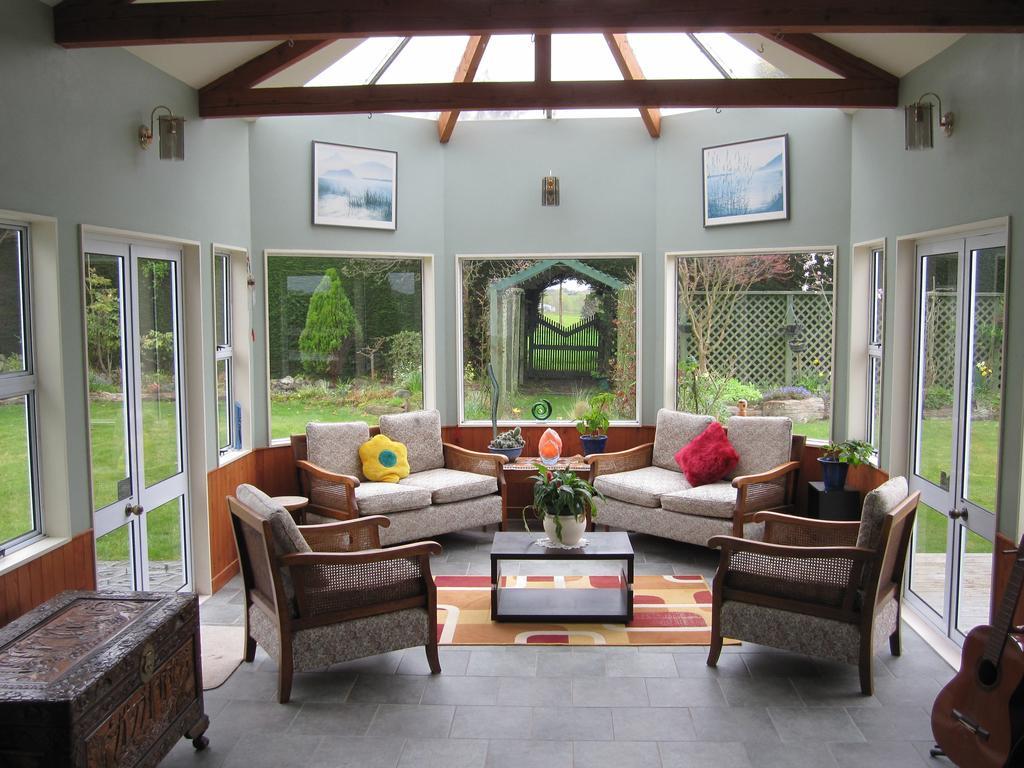 Thyme Out Estate Bed & Breakfast Halcombe Exterior photo