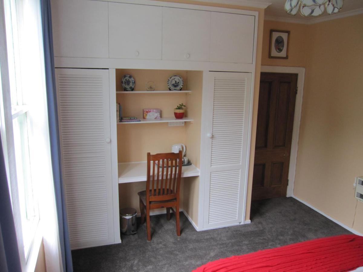 Thyme Out Estate Bed & Breakfast Halcombe Exterior photo