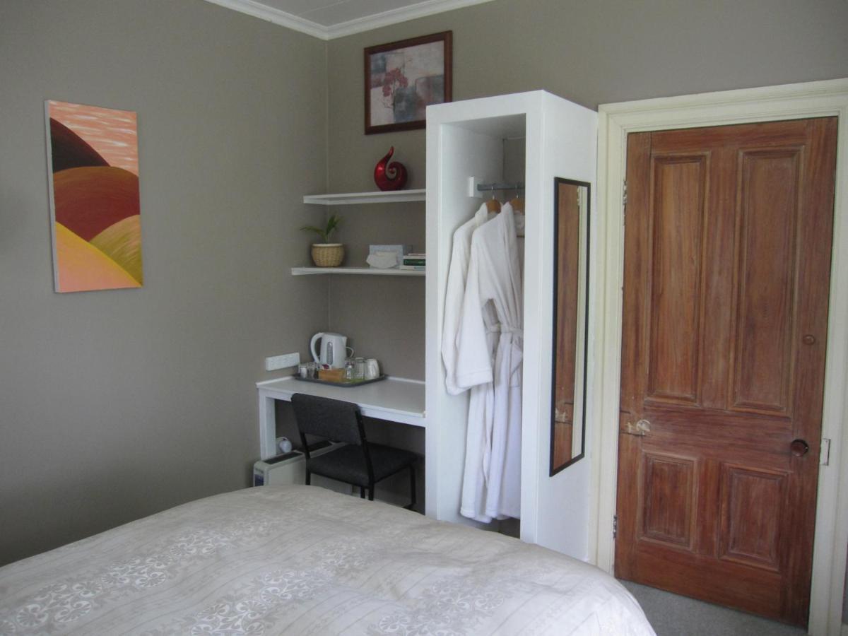Thyme Out Estate Bed & Breakfast Halcombe Exterior photo